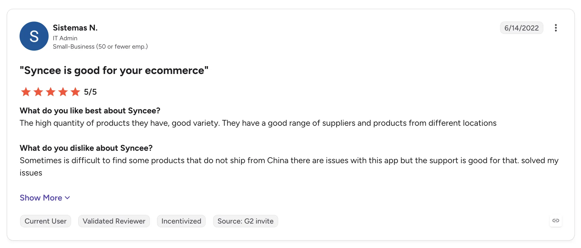Five-star G2 review of Syncee by Sistemas N., an IT Admin, titled 'Syncee is good for your ecommerce', praising its wide variety of products and suppliers