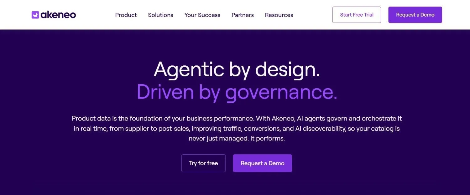 Akeneo homepage on a purple background with free trial and demo buttons